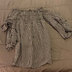 Small, Live 4 Truth, off the shoulder dress.